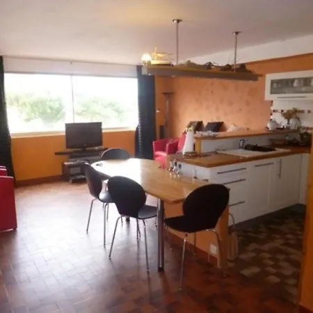 Apartamento 3 Pieces Avec Parking Et Lave-linge, A 500m Du Port - - Fr-1-225c-274